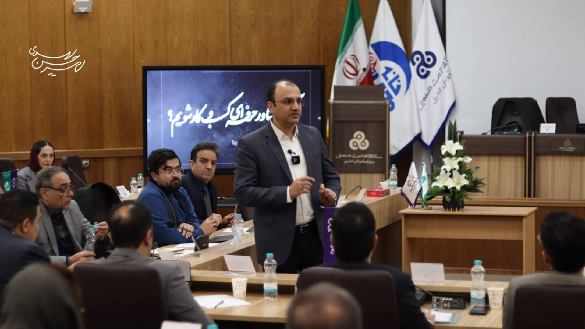 نقش مشاوران کسب و کار در کشور