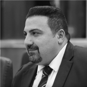 علیرضا حسینخانی